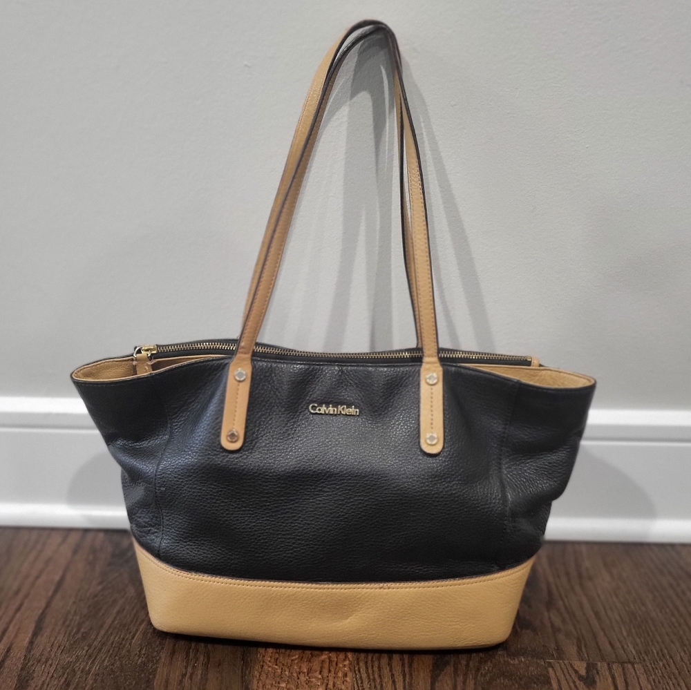 Calvin Klein Shoulder Bag with Detachable Pouch